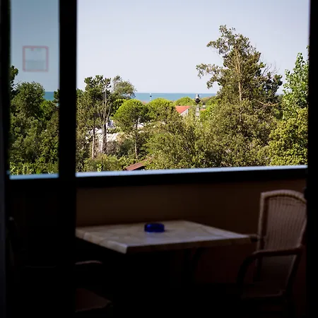 Mediterranee Family & 호텔