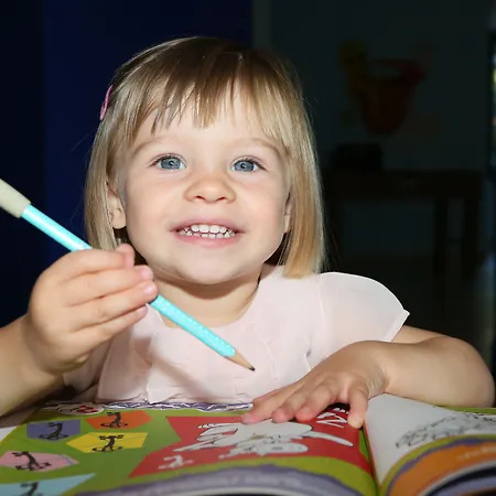 호텔 Mediterranee Family & 5*