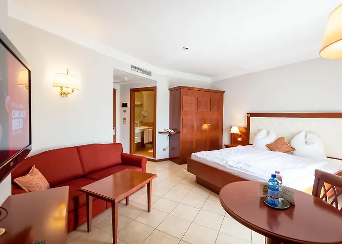 Hotel Mediterranee Family &