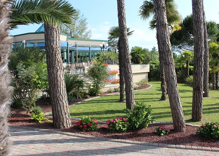 Mediterranee Family & 5*