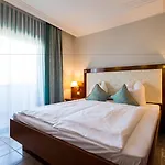 Otel Mediterranee Family &