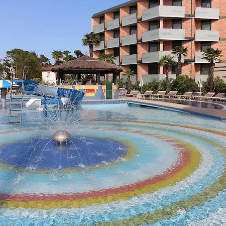 فندق Mediterranee Family & 5*