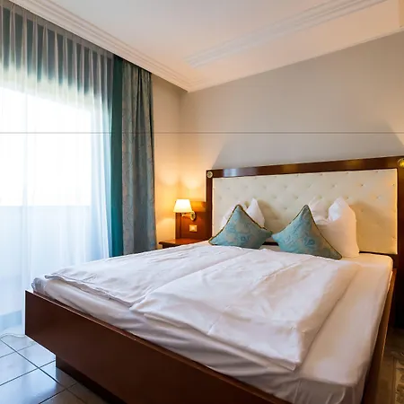 Hotel Mediterranee Family &