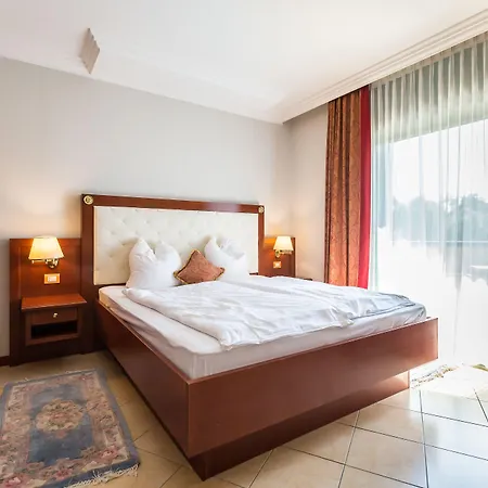 Hotel Mediterranee Family & 5*