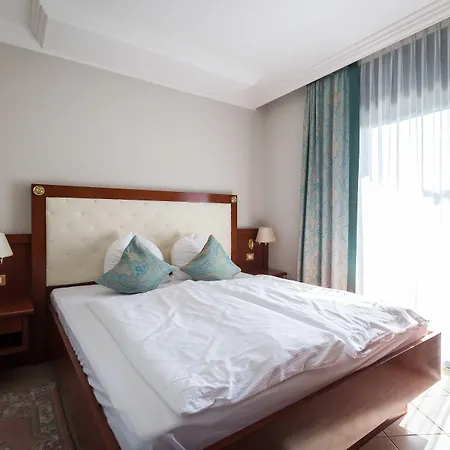 Mediterranee Family & 5* Bibione