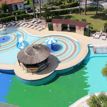 Mediterranee Family & Ξενοδοχείο Μπιμπιόνε