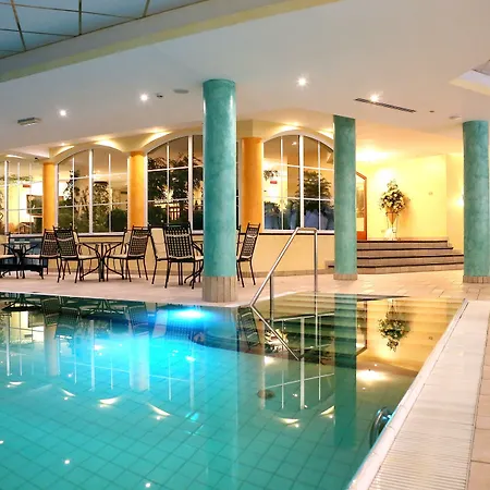 Mediterranee Family & Μπιμπιόνε