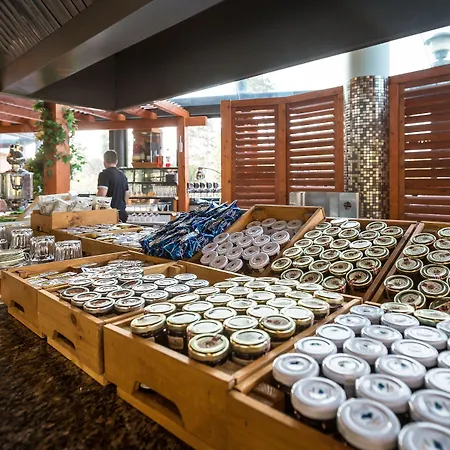 Ξενοδοχείο Mediterranee Family & 5*