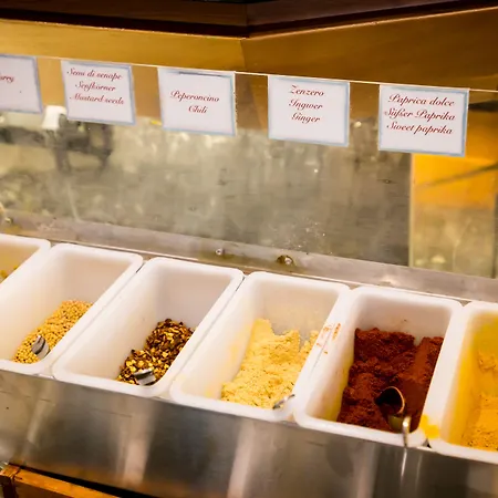 Ξενοδοχείο Mediterranee Family & Μπιμπιόνε