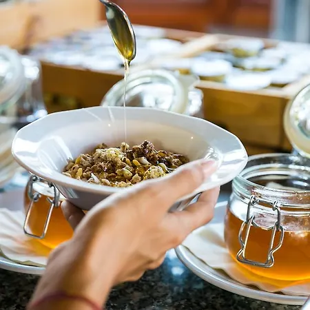 Mediterranee Family & Hotel 5*