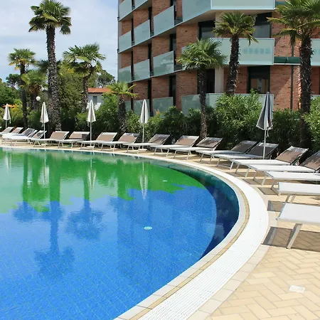 Mediterranee Family & 5*