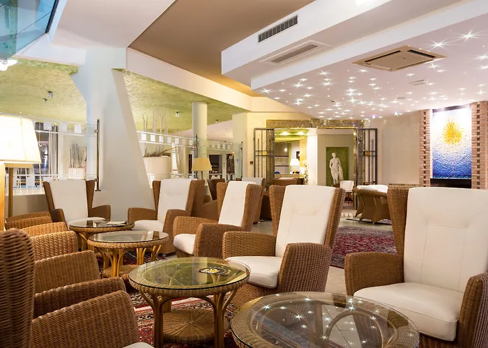 Mediterranee Family & 5*