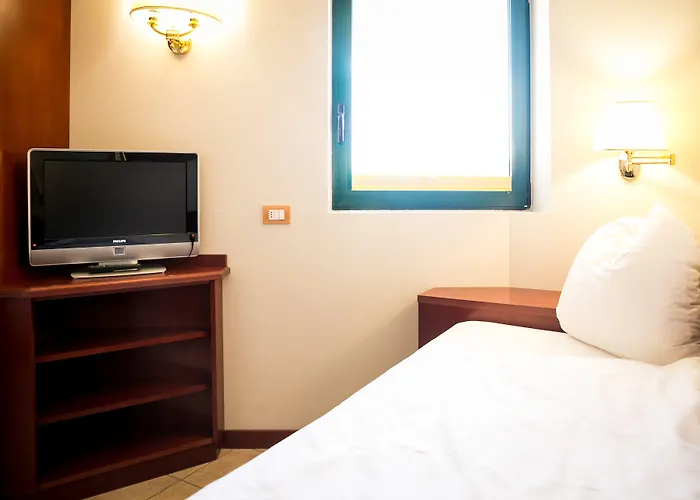 Otel Mediterranee Family &