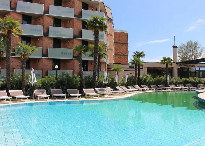 Mediterranee Family & Otel 5*